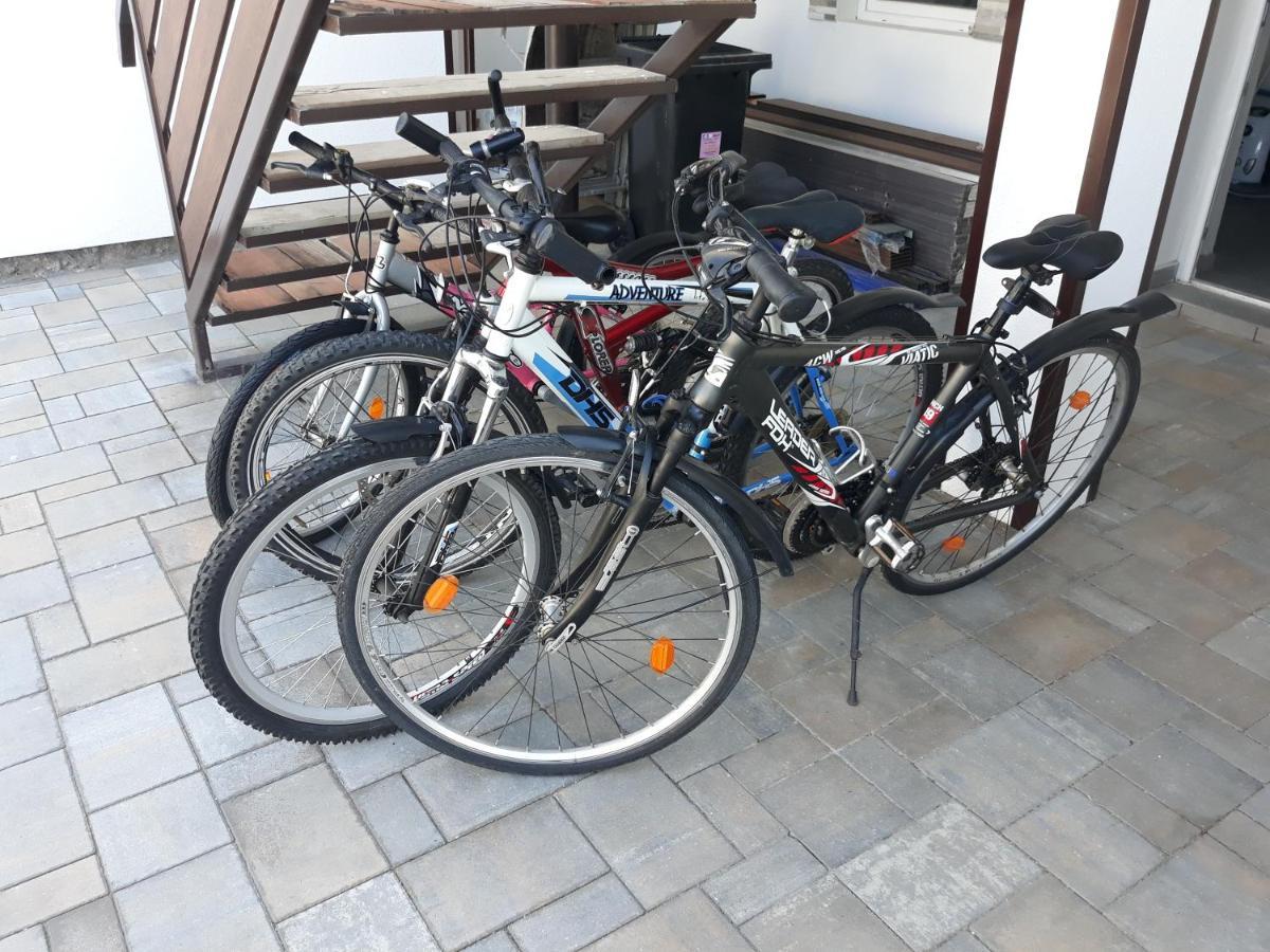 Zimmerferi Apartman Keszthelyアパートメント エクステリア 写真